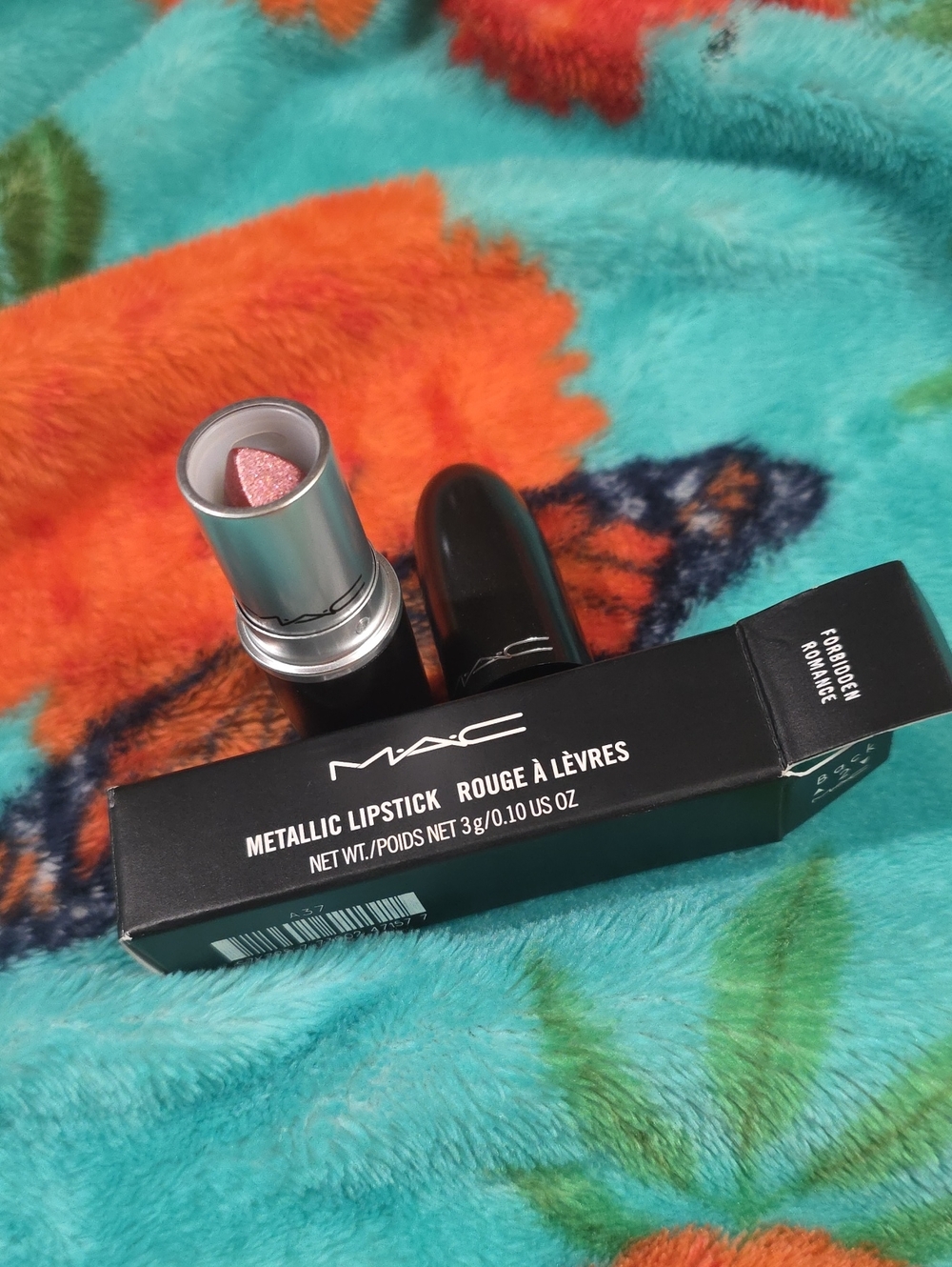 Mac Forbidden Romance Metallic Lipstick NIB